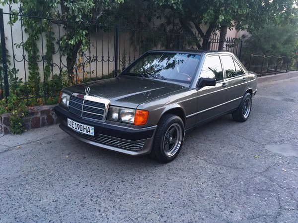 Mercedes-Benz - 10  2016  07:38