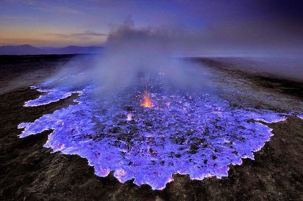 Kawah Ijen     .