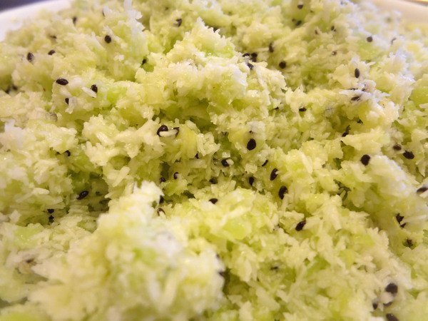 Домашние «Рафаэлло» с киви и орехами. Конфеты могут быть не только вкусными, но и очень полезными — ... - 5