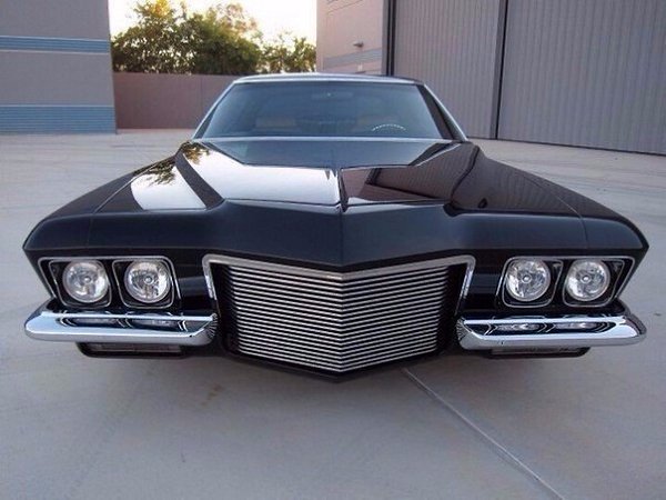 Buick Riviera - 4