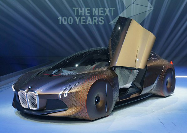      BMW i NEXT    2021 . ...