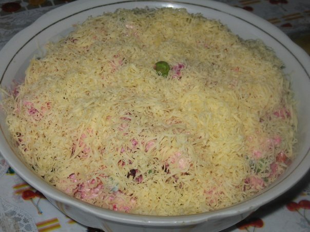 Салат "Горошина для принцессы" Плотный, зимний, вкусный салат с мясом и вареными овощами. ...