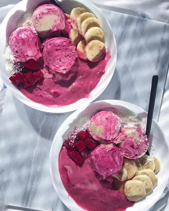 ice cream for days blended pink dragonfruit + banana