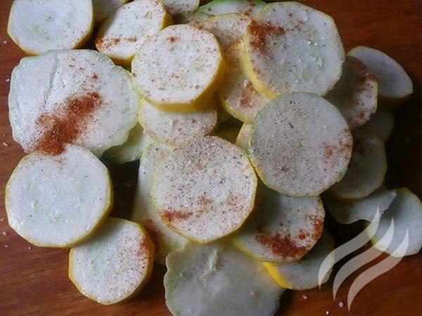 Кабачки в чесночном кляре.Ваши домашние останутся довольны этим блюдом, да так, что попросят ... - 4