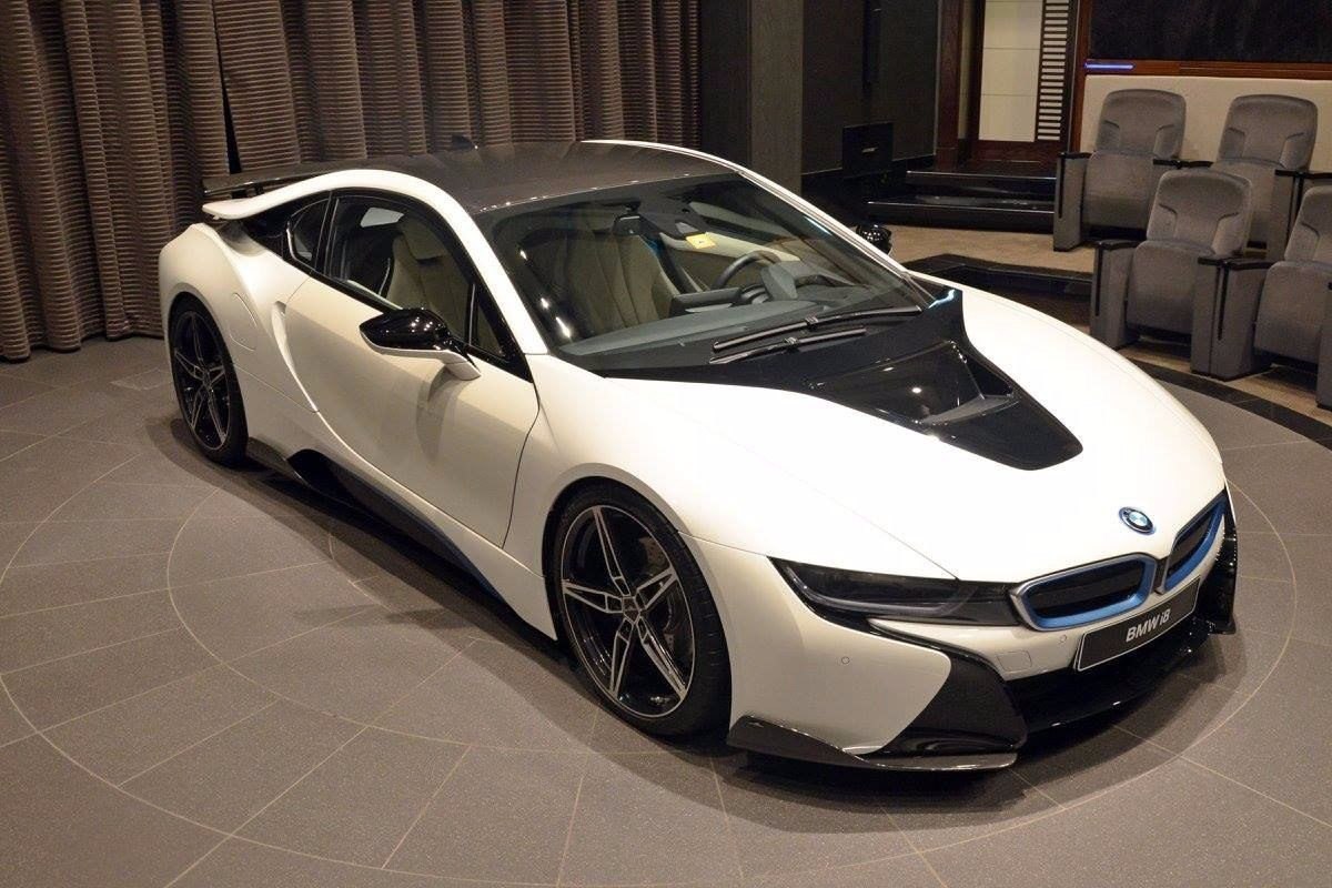 BMW i8