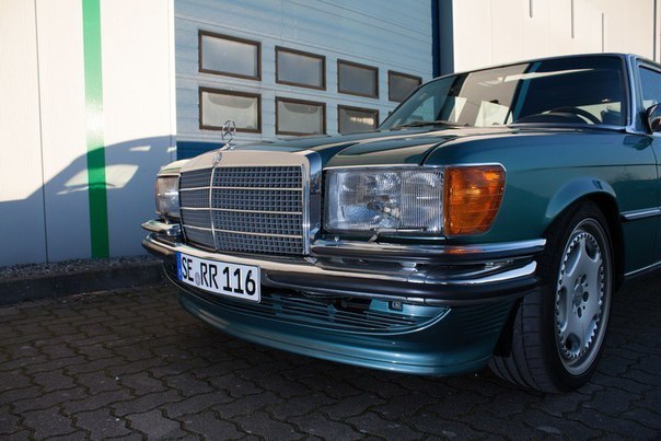 Mercedes-Benz W116 V12 600 SE - 2