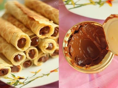 Трубочки со сгущенкой.сахар - 100 гряйцо - 1 штмука - 1 стакансливочное масло (растопленное) - 200 ...