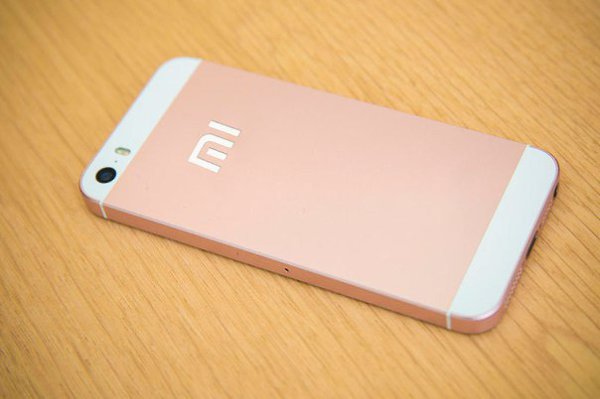 Xiaomi    iPhone SE    Xiaomi mini   . ...