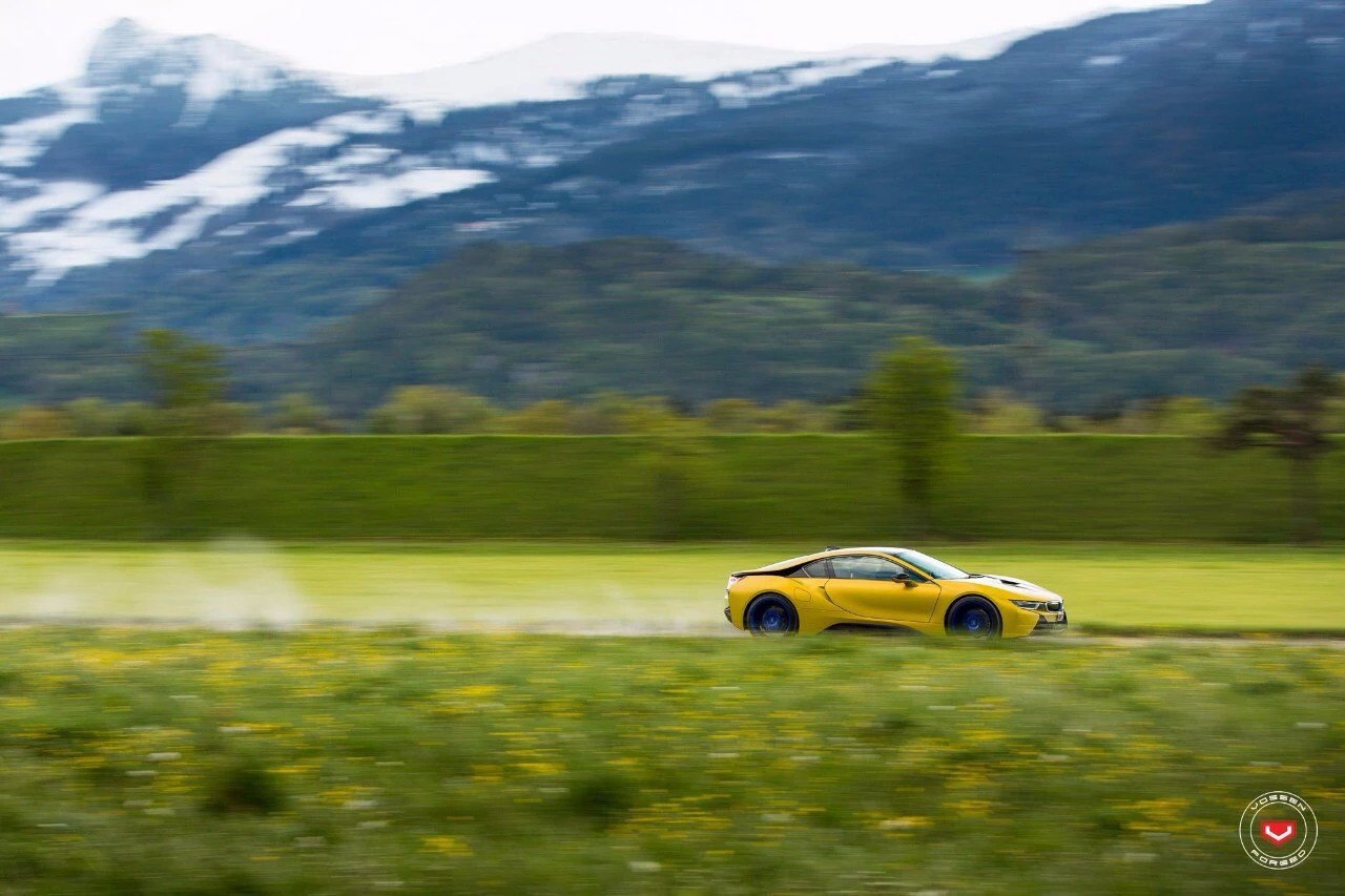 BMW i8 ������ - 5