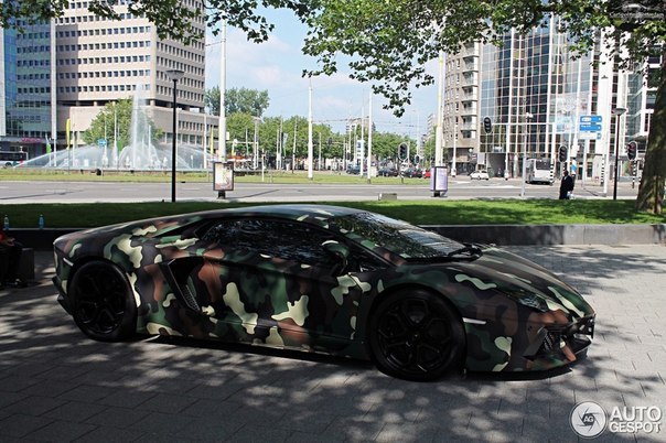  LAMBORGHINI AVENTADOR. - 5