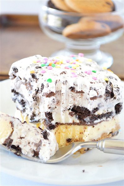 Ultimate Ice Cream Cookie Cake