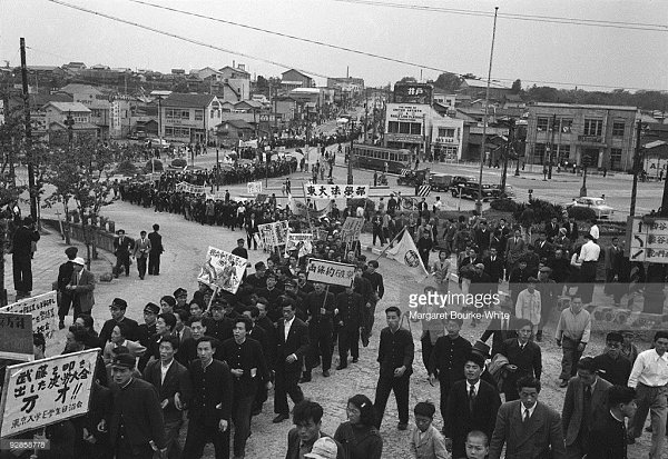 1 мая в японии праздник. Япония 1 мая. Фестиваль в японии. Лдп япония 1955. Профсоюзы в японии.