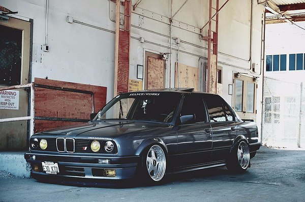 BMW E30