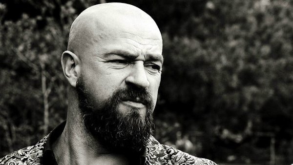 "Понимаете, в чем дело: растут дети. У меня сын тогда был маленький. Сейчас появился второй. И ...