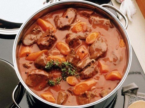 ТУШЕНОЕ МЯСО - ЛЮБИМОЕ БЛЮДО НАШИХ МУЖЧИН. Рецепт тушеной свинины с капустойИнгредиенты: 350 гр ...