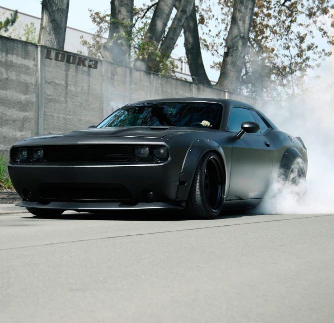     . Dodge Challenger  Liberty Walk