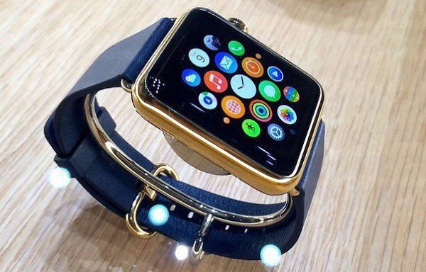   SMART WATCH.  IPhone  Android.   10 ...