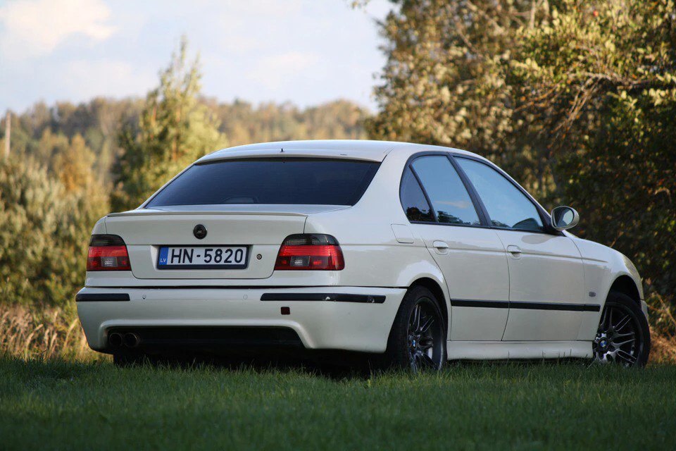 BMW 535i E39 M-pack - 2