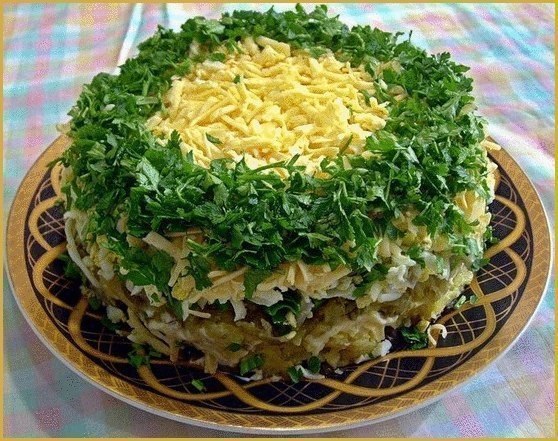 10 салатов с ГРИБАМИ! 1. Салат из куриного филе, свежих огурцов и консервированных шампиньонов ... - 4