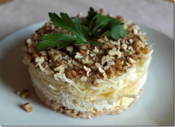 ВКУСНЫЕ САЛАТЫ: ТОП-8 РЕЦЕПТОВ.1) Салат