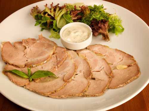 Буженина. Очень вкусная.Ингредиенты:свинина (можно взять кусок с кожей и подкожным жиром) - 1-2 ...