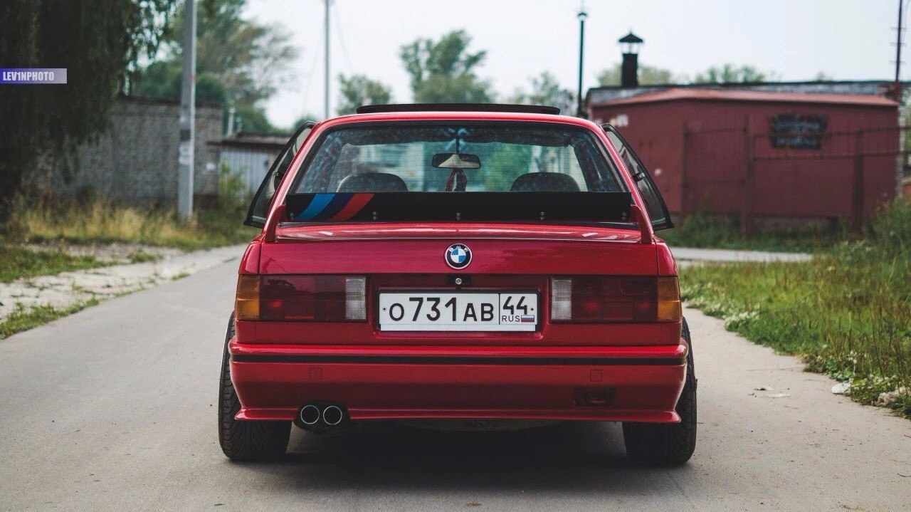 BMW E30 - 4