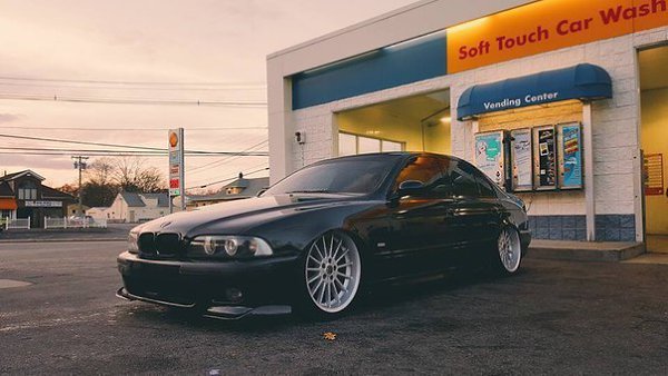 BMW M5 E39