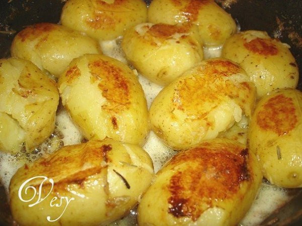НЕОБЫЧНАЯ ЖАРЕННАЯ КАРТОШКА. Пробовала готовить этот картофель и с куриным бульоном, и со сливочным ... - 5