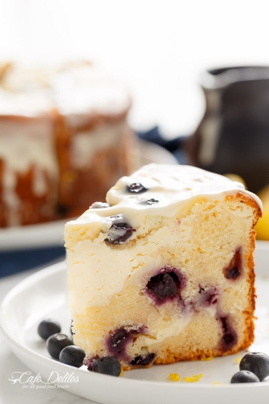 BLUEBERRY LEMON CHEESECAKE CAKE