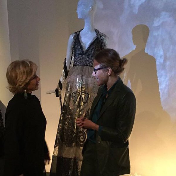 With Alberta Ferreti discussing her exhibition of demi-couture collection in @gum_ru