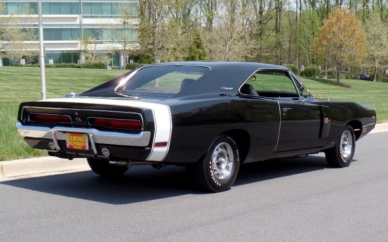 Dodge Challenger - 4