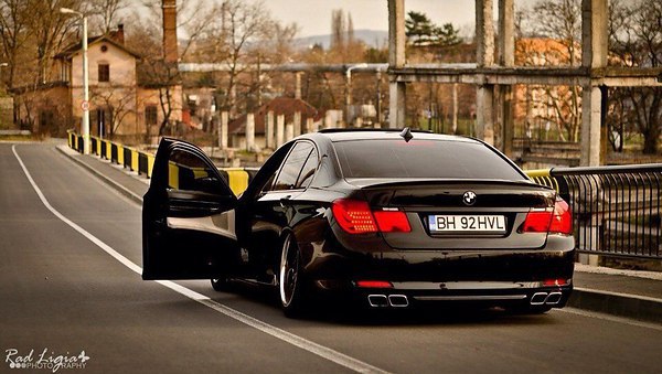 BMW 7 Series F02