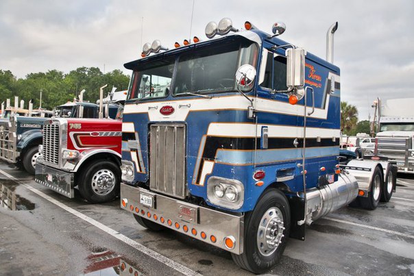 Pride & Polish 2016 - The Great American Trucking https://fs-play.com/away?to=/sl/SQa2 II