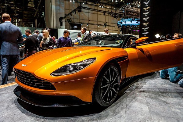 Aston Martin DB11.Двигатель: 5.2 V12 TwinTurbo Мощность: 608 л.с. Крутящий момент: 700 Нм Разгон до ... - 7