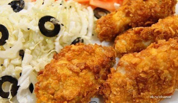 Крылышки а-ля KFC.Ингредиенты: крылышки масло растительное паприка чеснок соль кукурузные ...