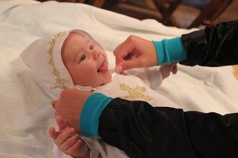 Ребенок перед тем, как родиться, сказал Богу:- Мне страшно, а вдруг я не смогу?...-Сможешь. Я дам ...