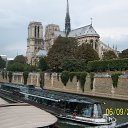      Bateaux Mouches.    