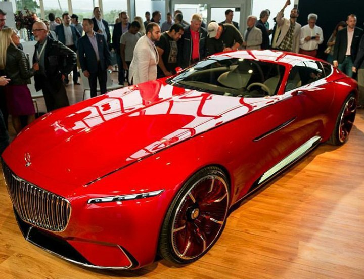      Vision Mercedes-Maybach 6. ...