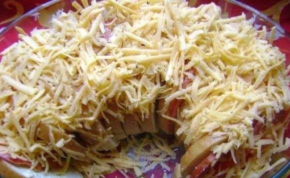 ГОРЯЧИЕ БУТЕРБРОДЫ ВЕЕРОМ .ИНГРЕДИЕНТЫ: Хлеб белый 250 грамм Колбаса сервелат 250 грамм Сыр твердый ... - 5