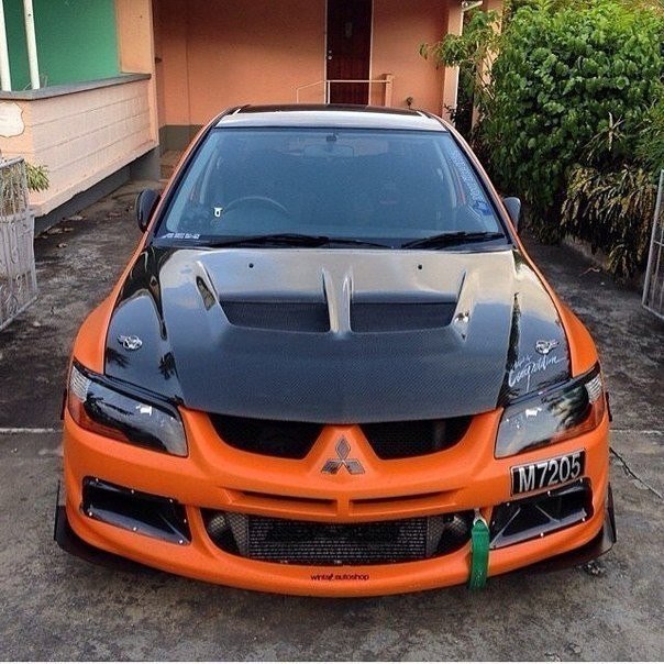 Mitsubishi Lancer Evolution.