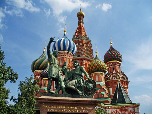 Памятник Минину и Пожарскому, стоящий в самом сердце страны- на Красной Площади, одна из главных ... - 5