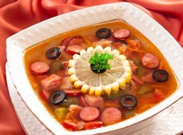 Солянка мясная.ИнгредиентыСолянка мясная. Ингредиенты700 г говядины6-10 видов различных мясных ...