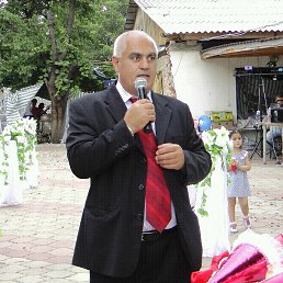 Yunis, �������, 60 ���