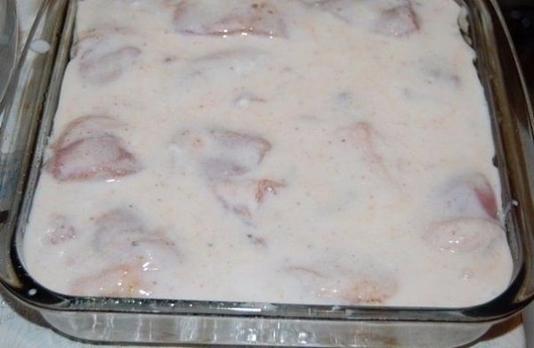 Продуктов минимум, а вкус - ну просто изумительный! КУРИЦА В КЕФИРЕ Ингредиенты: - 1 курица - ... - 3