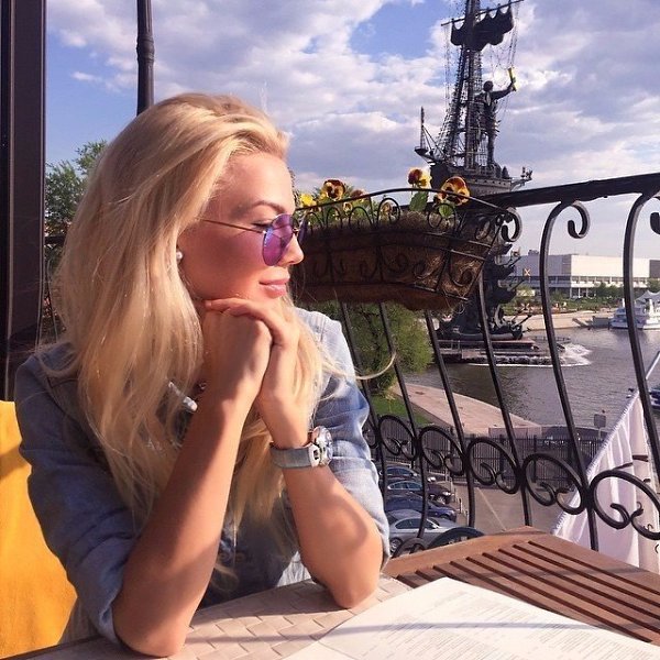 Раньше мне не везло с мужчинами. Прошло время… Я поумнела. Теперь мужчинам не везет со мной!