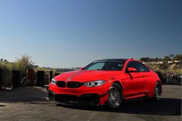 BMW M4 GTRS4 - 5