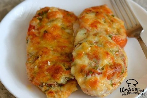 КУРИНОЕ ФИЛЕ С СЫРОМ.ИНГРЕДИЕНТЫ: Куриное филе - 300 г Помидоры - 1 шт Йогурт натуральный - 20 г Сыр ...