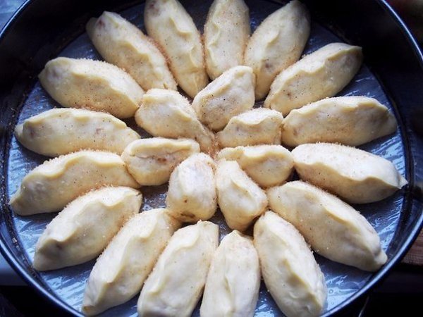 Отрывной яблочный пирог.Отрывной яблочный пирог получается очень ароматный, красивый, нежный и ... - 8