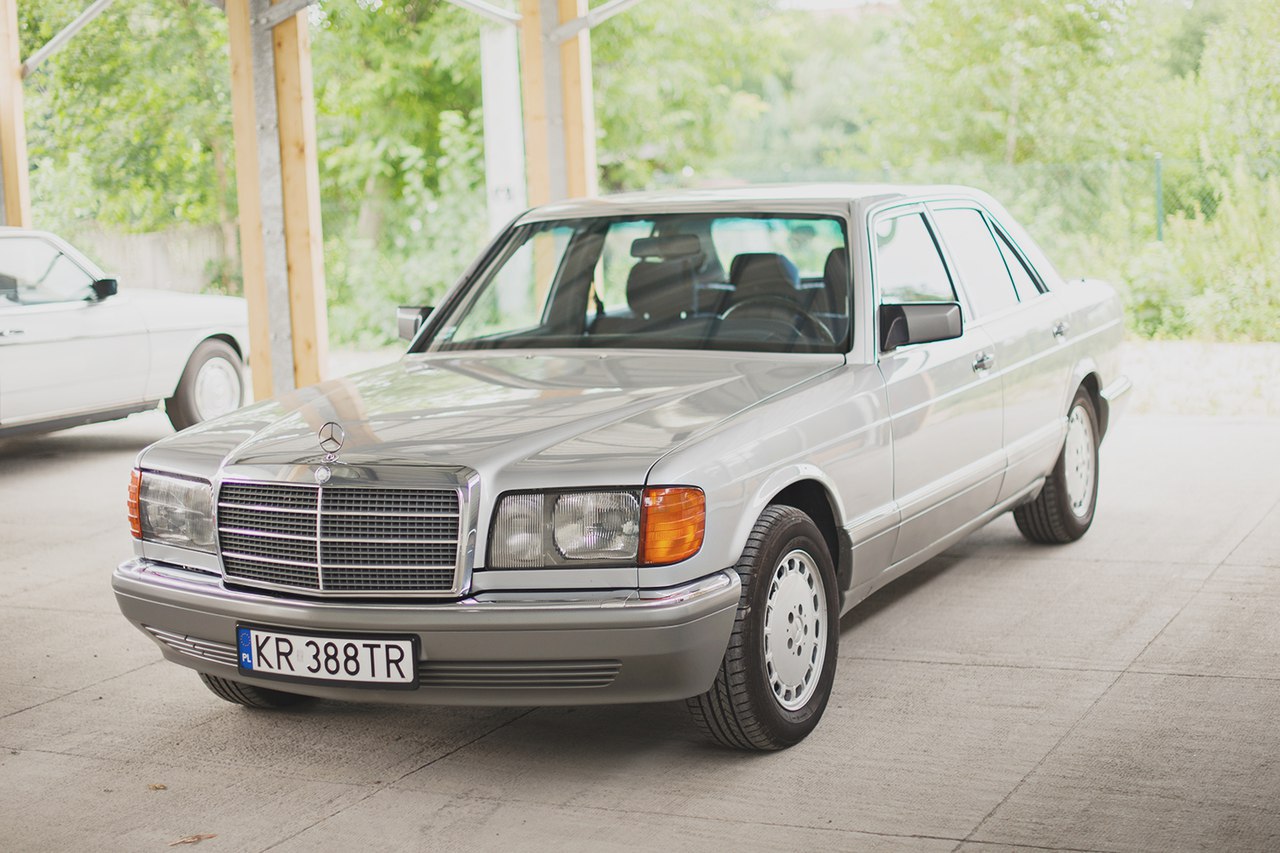 Mercedes-Benz - 6  2016  19:20