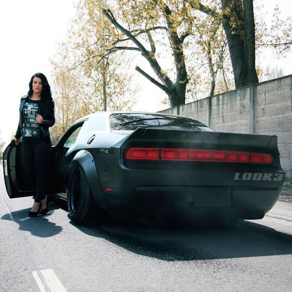     . Dodge Challenger  Liberty Walk - 5